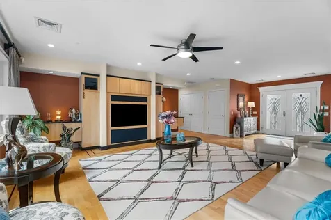 267 Chestnut Street Seekonk MA 02771