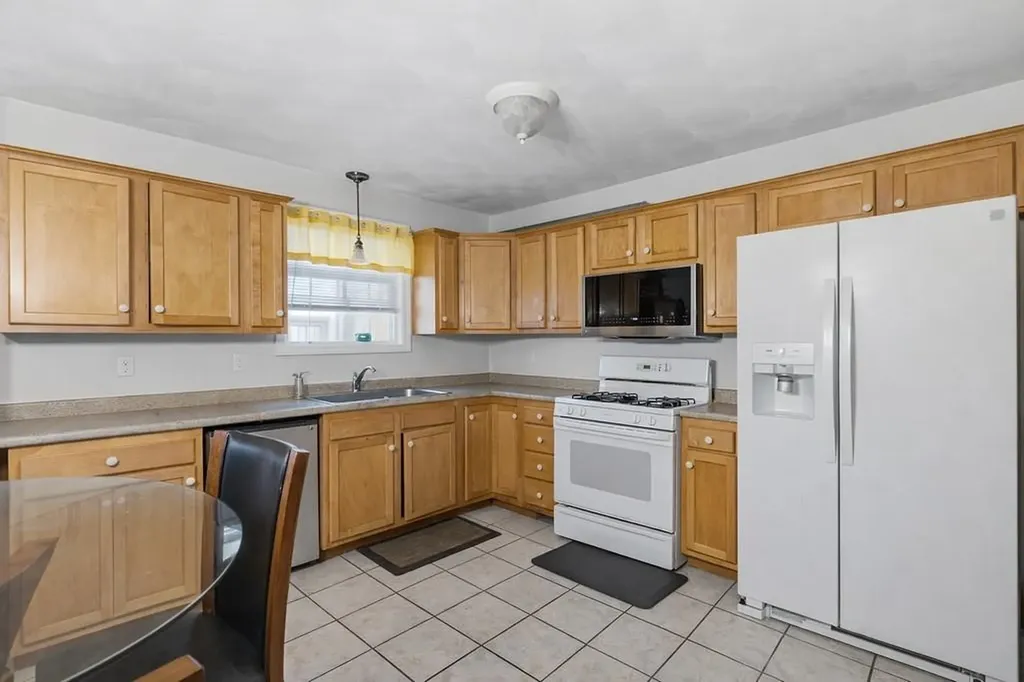 30 Foundry Street Central Falls RI 02863