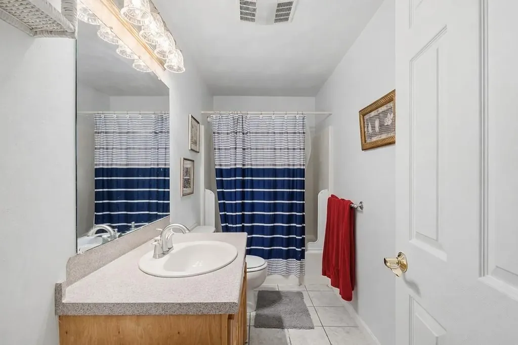 30 Foundry Street Central Falls RI 02863