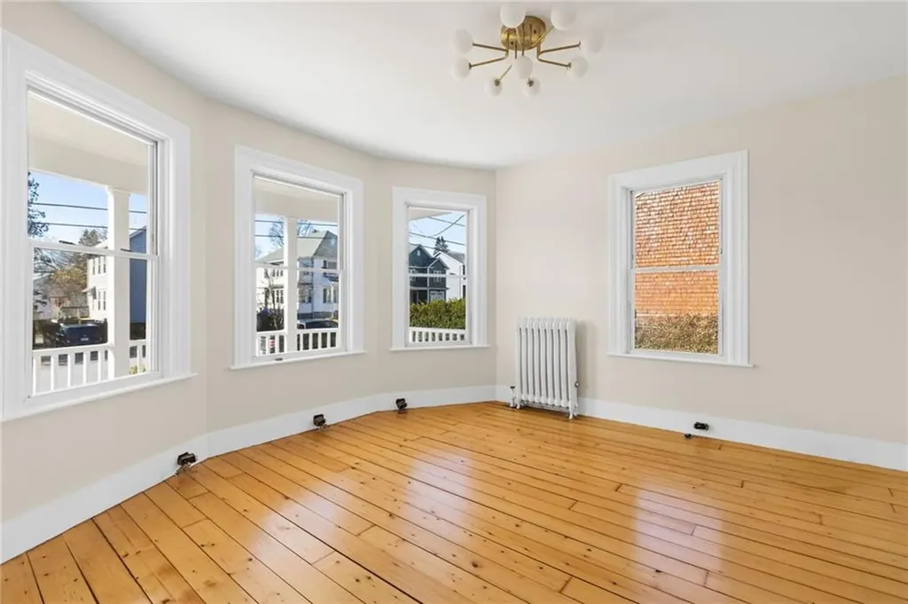 54 E Earle Street Cumberland RI 02864