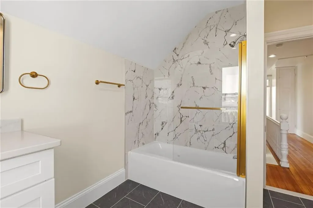 54 E Earle Street Cumberland RI 02864