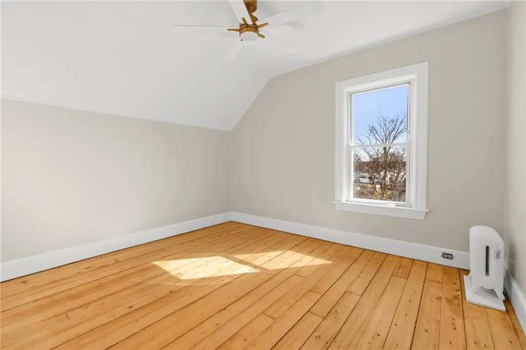 54 E Earle Street Cumberland RI 02864
