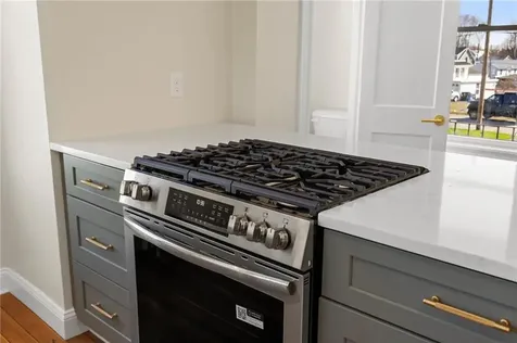 54 E Earle Street Cumberland RI 02864