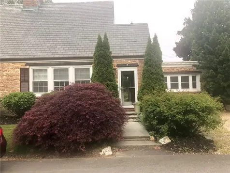 9 Red Cross Terrace Newport RI 02840