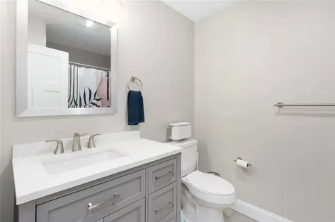 38 Overbrook Avenue Warwick RI 02889