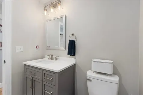38 Overbrook Avenue Warwick RI 02889