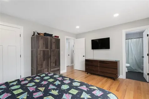 38 Overbrook Avenue Warwick RI 02889