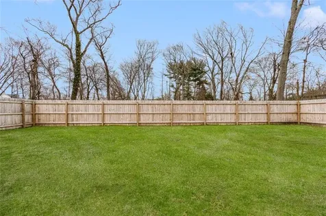 38 Overbrook Avenue Warwick RI 02889