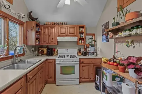 56 Laurel Street Hopkinton RI 02804