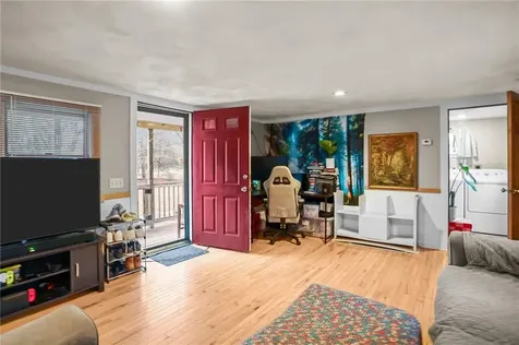 56 Laurel Street Hopkinton RI 02804