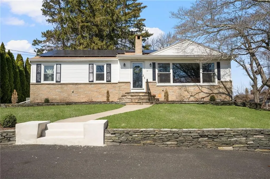 9 Heath Street Johnston RI 02919