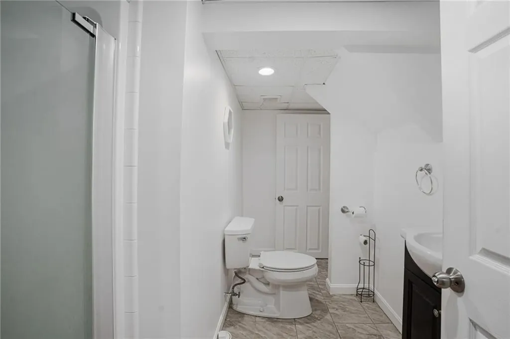 9 Heath Street Johnston RI 02919