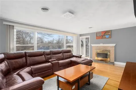 9 Heath Street Johnston RI 02919