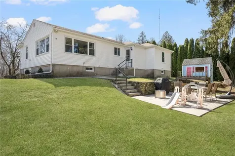 9 Heath Street Johnston RI 02919