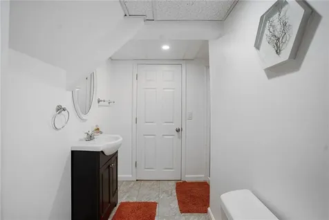 9 Heath Street Johnston RI 02919