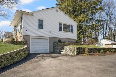 9 Heath Street Johnston RI 02919