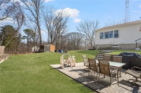 9 Heath Street Johnston RI 02919