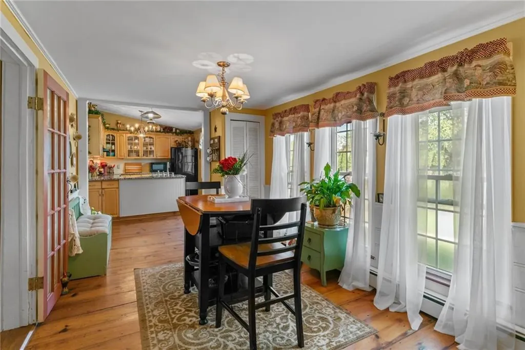 220 Plainfield Pike Scituate RI 02857