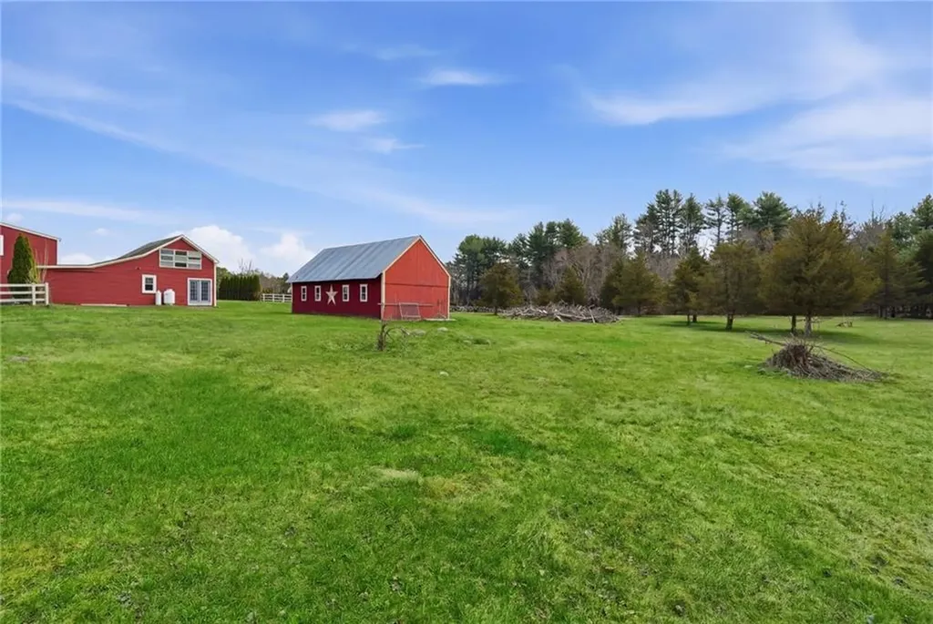 220 Plainfield Pike Scituate RI 02857