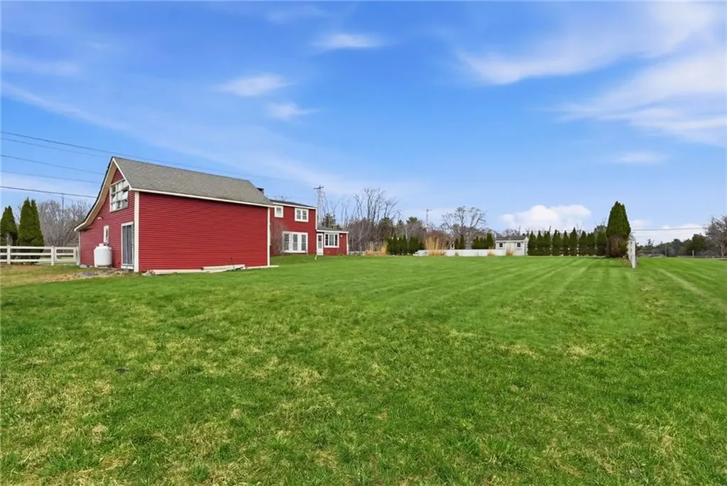 220 Plainfield Pike Scituate RI 02857
