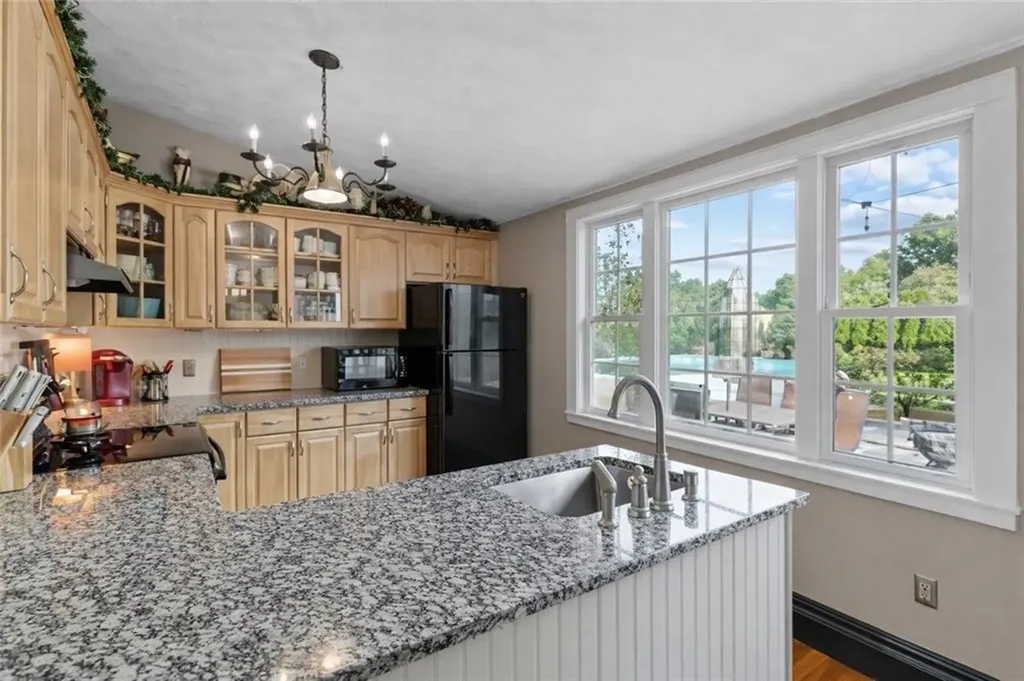 220 Plainfield Pike Scituate RI 02857