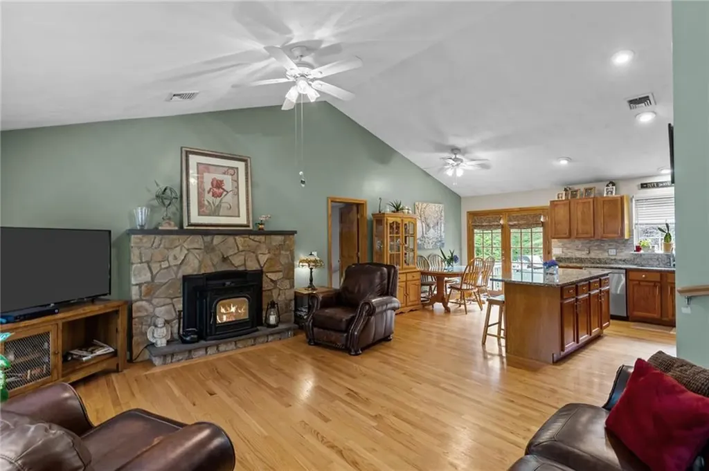 375 Franklin Road Coventry RI 02816