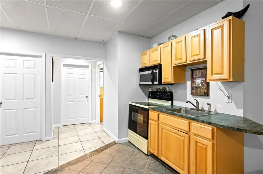 375 Franklin Road Coventry RI 02816