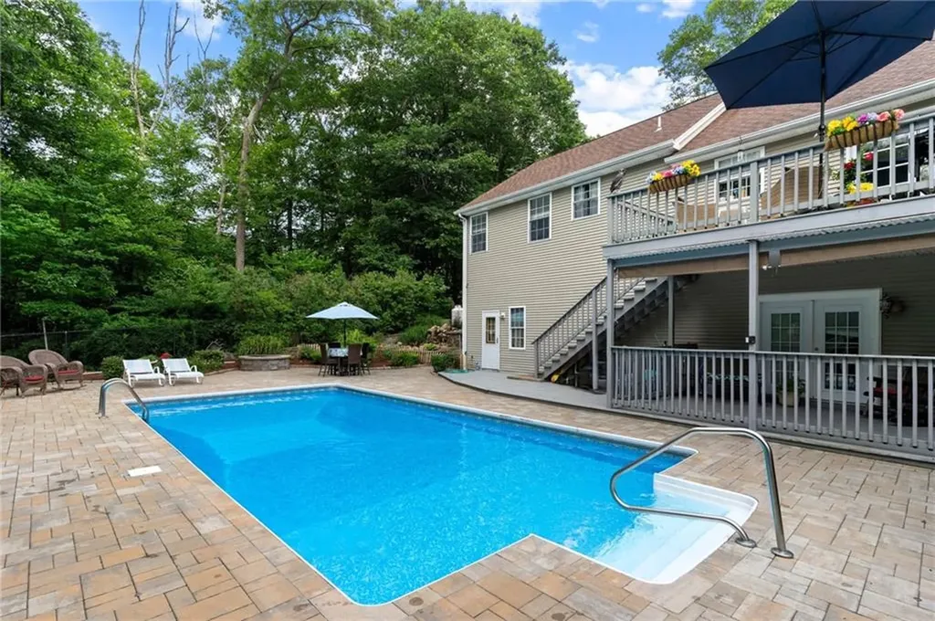 375 Franklin Road Coventry RI 02816