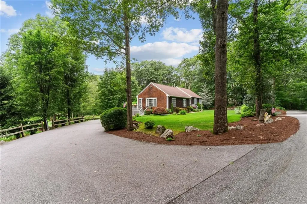 375 Franklin Road Coventry RI 02816
