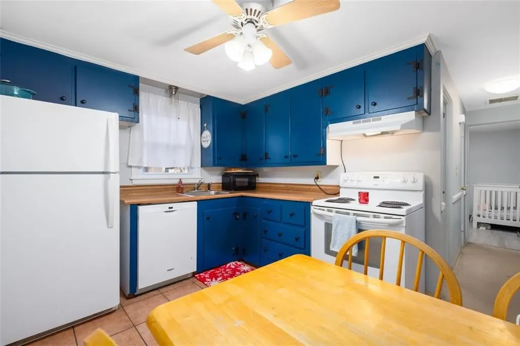 107 Keystone Drive Warwick RI 02886