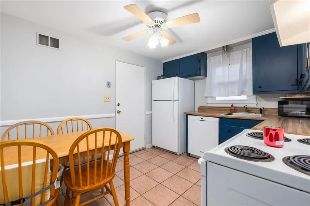 107 Keystone Drive Warwick RI 02886