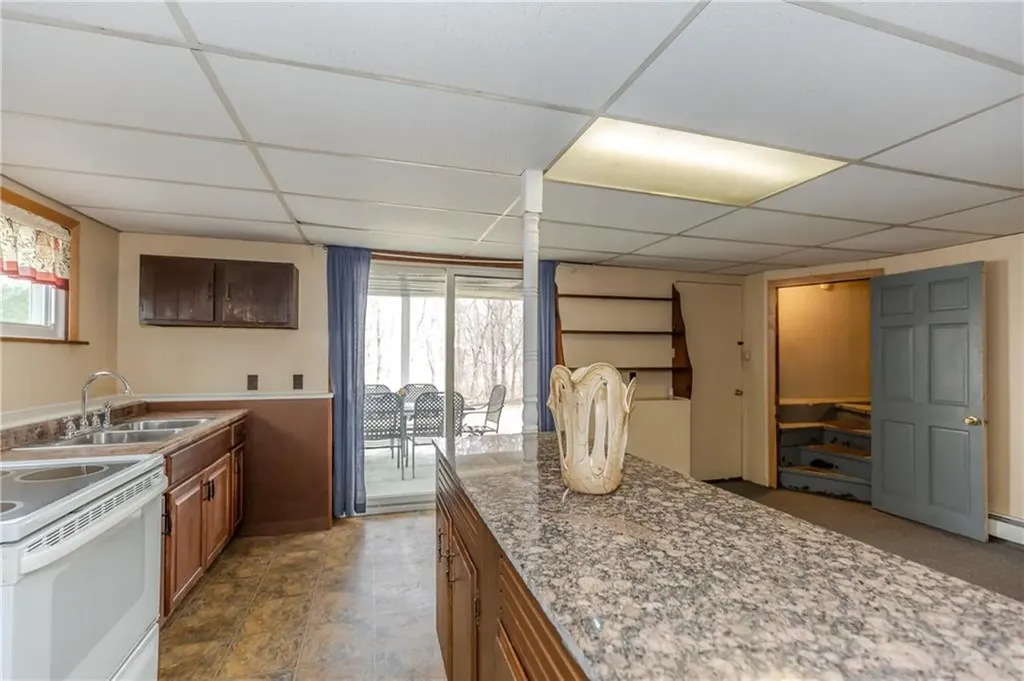 185 Parkside Avenue Pawtucket RI 02861