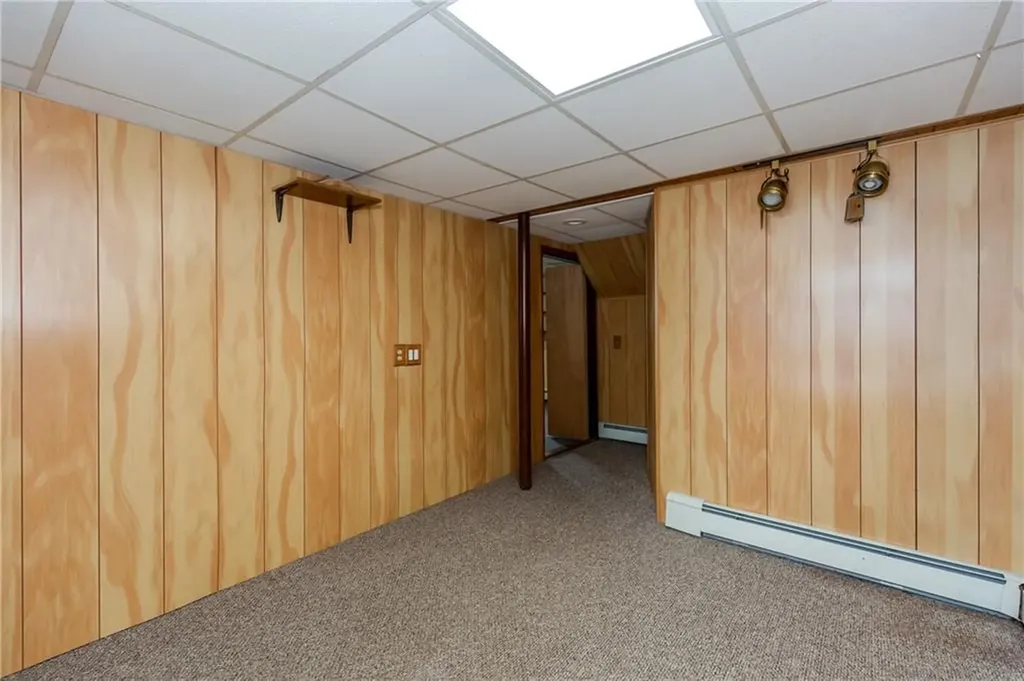 185 Parkside Avenue Pawtucket RI 02861