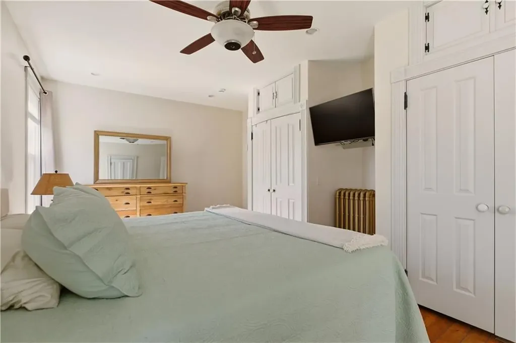 17 Lincoln Street Newport RI 02840