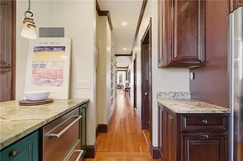 17 Lincoln Street Newport RI 02840