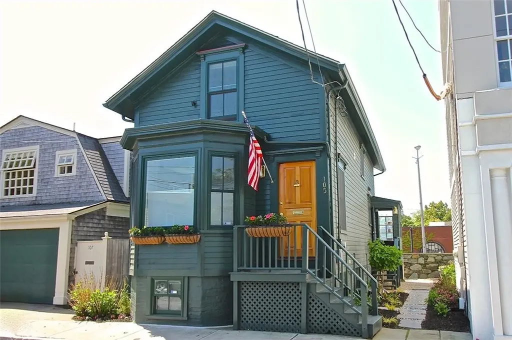 105 John Street Newport RI 02840