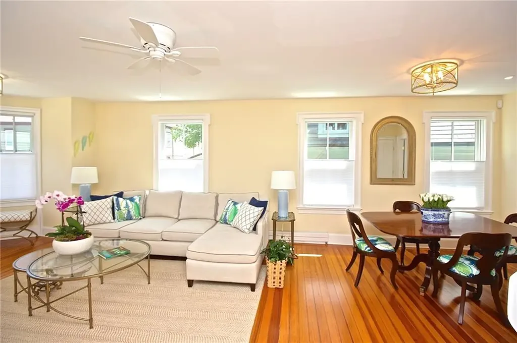 105 John Street Newport RI 02840