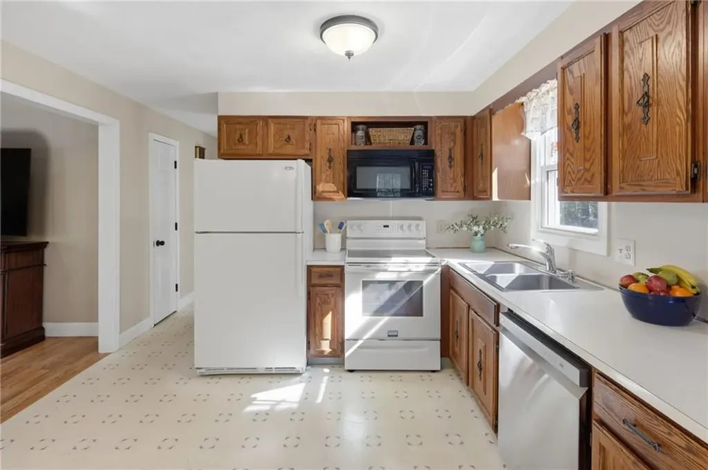 664 Mowry Street Burrillville RI 02830
