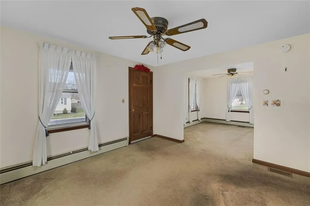 93 Harding Street West Warwick RI 02893