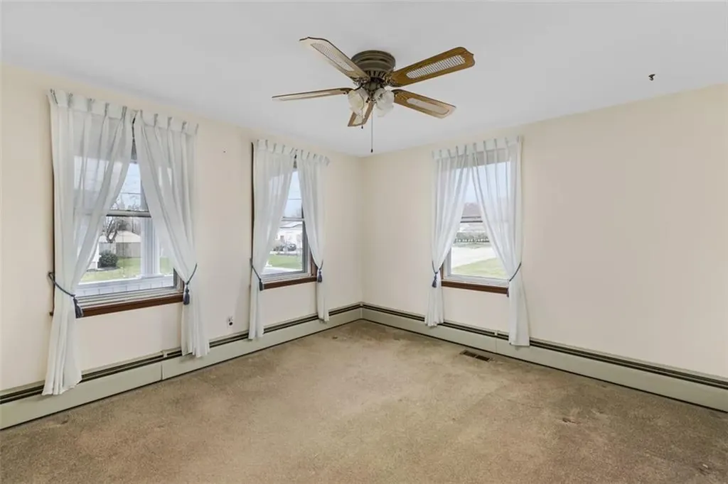 93 Harding Street West Warwick RI 02893