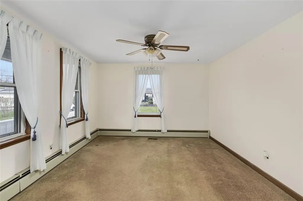 93 Harding Street West Warwick RI 02893