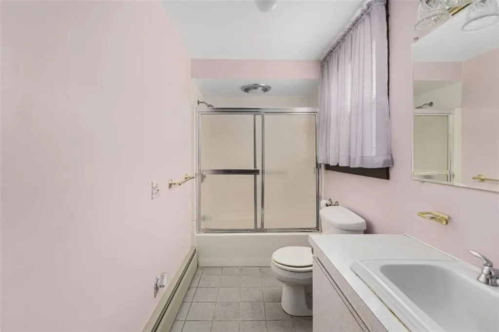 93 Harding Street West Warwick RI 02893