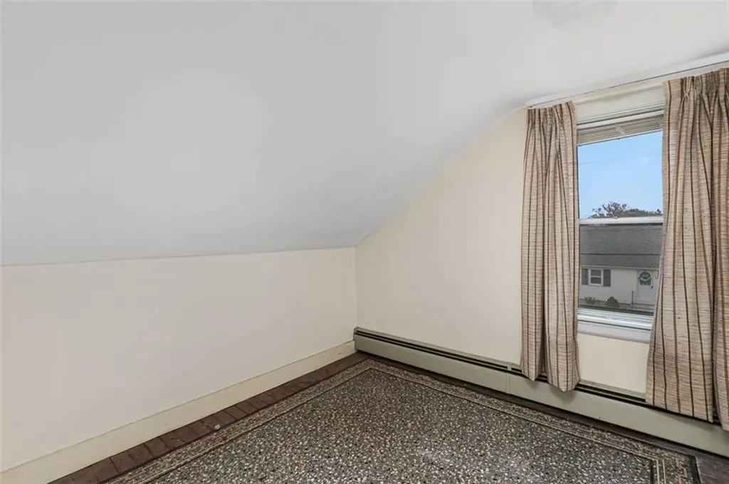 93 Harding Street West Warwick RI 02893