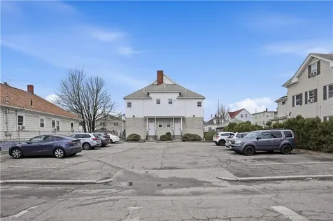 122 126 Lowell Avenue Providence RI 02909