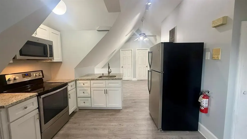 209 Cottage Street Pawtucket RI 02860
