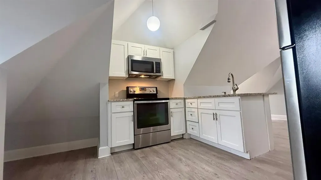209 Cottage Street Pawtucket RI 02860