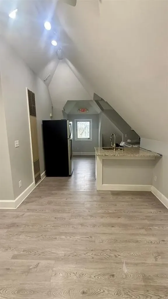 209 Cottage Street Pawtucket RI 02860