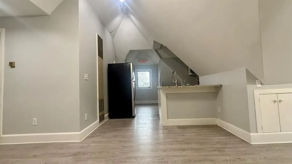 209 Cottage Street Pawtucket RI 02860