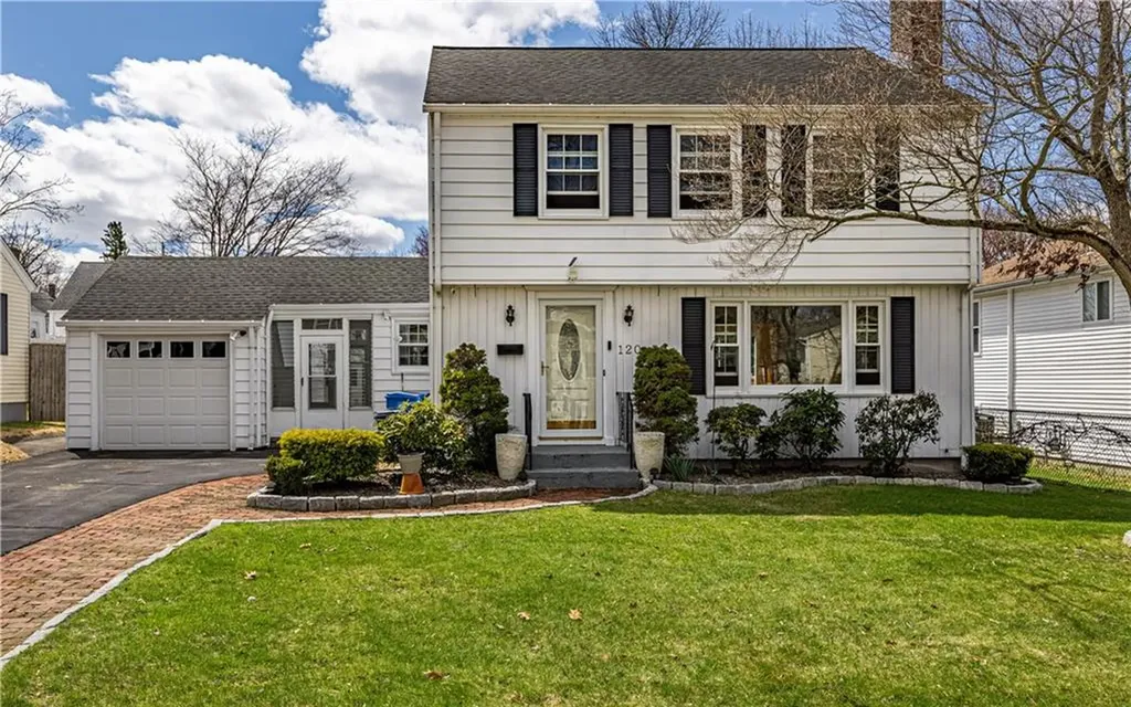 120 Mason Avenue Cranston RI 02910
