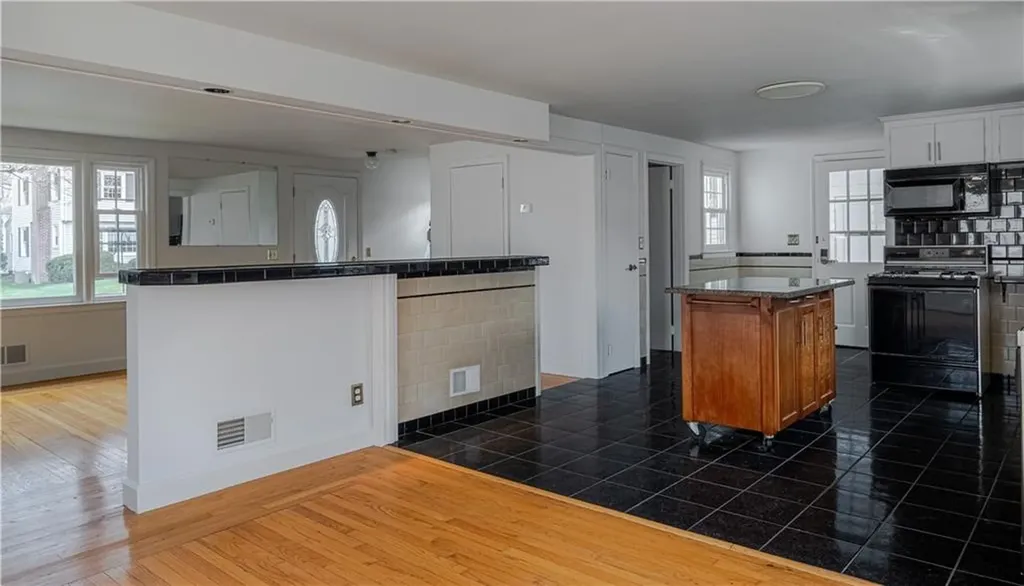 120 Mason Avenue Cranston RI 02910